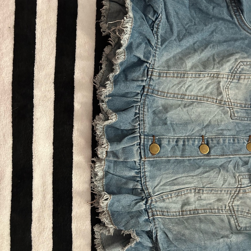 Stylish Blue Flared Denim Jacket - Picture 5 of 6